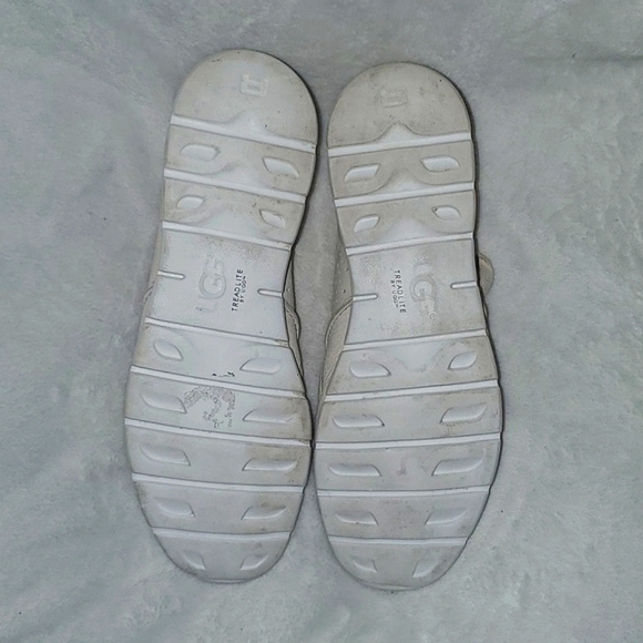 UGG Tye Sneaker Size Women's 8 - Picture 3 of 14